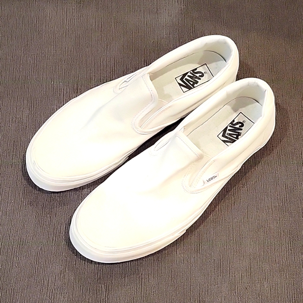 Like New Vans Classic Slip On Sneaker, Men's 12